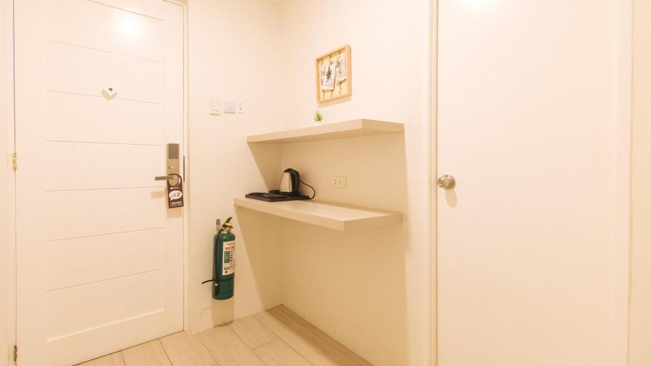 Reddoorz Plus At La Belle Residences San Pedro Makati Eksteriør billede