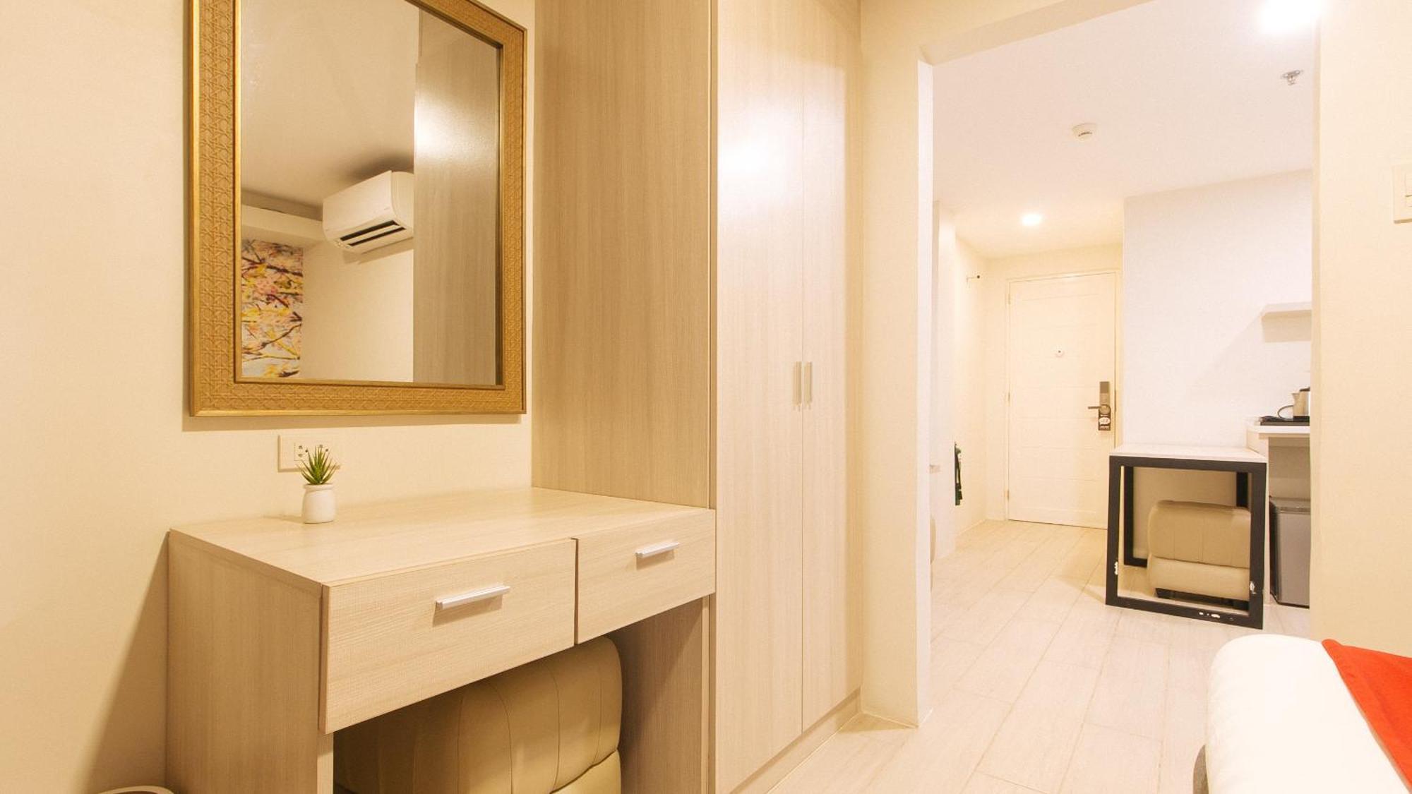 Reddoorz Plus At La Belle Residences San Pedro Makati Eksteriør billede
