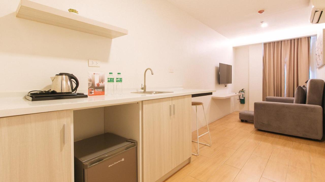 Reddoorz Plus At La Belle Residences San Pedro Makati Eksteriør billede